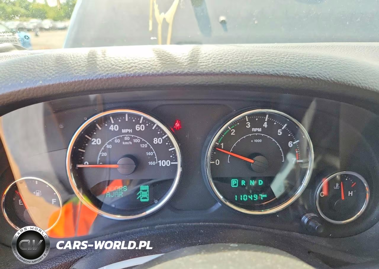 2018 Jeep Wrangler Unlimited Sport VIN:1C4HJWDGXJL814389 - 9
