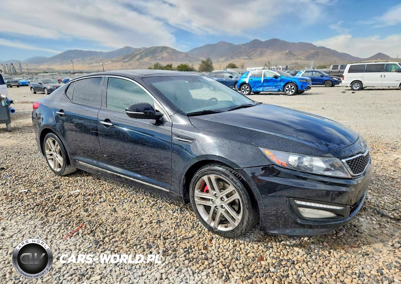 2013 Kia Optima Sx VIN:5XXGR4A62DG107733 - 4