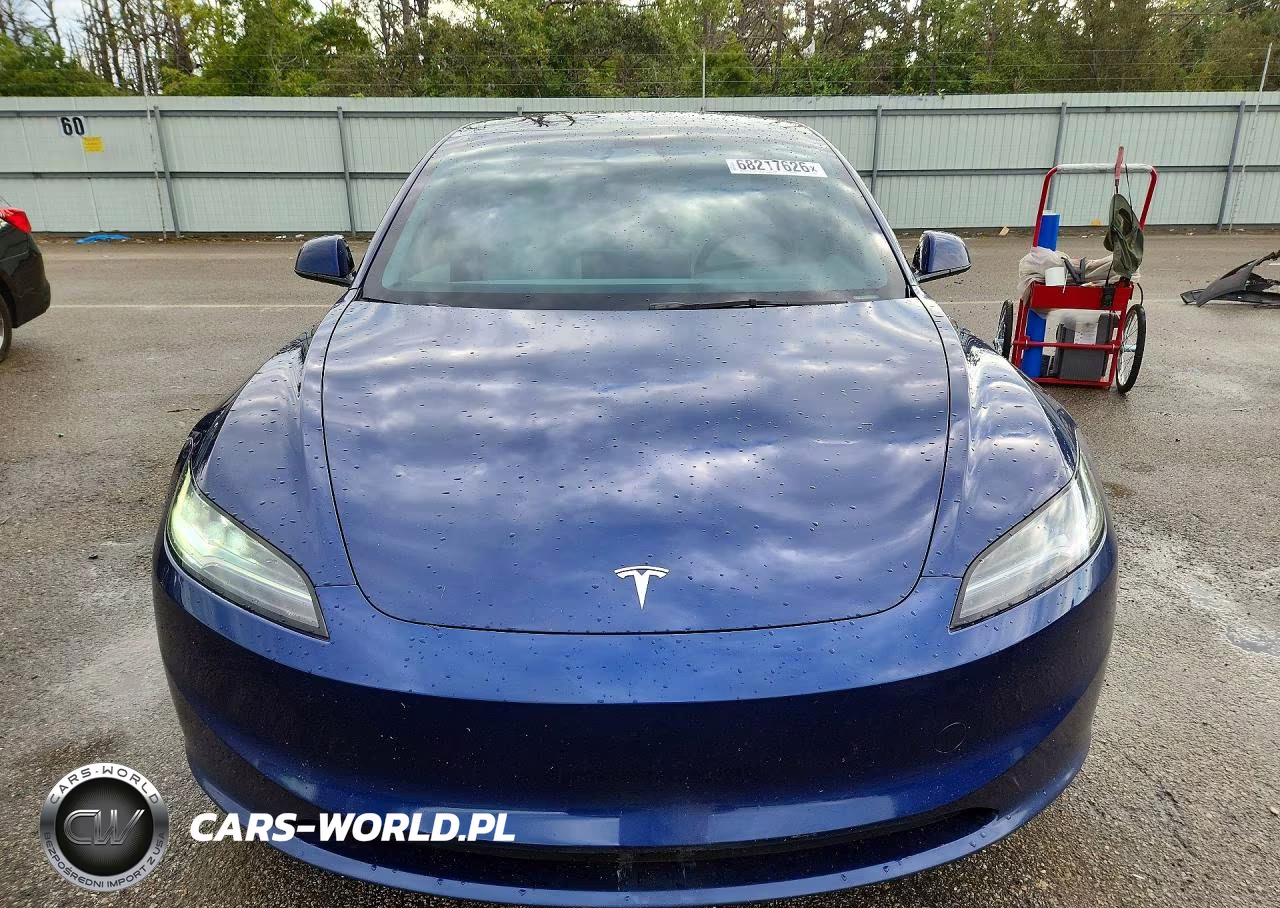 2024 Tesla Model 3 VIN:5YJ3E1EBXRF821409 - 5