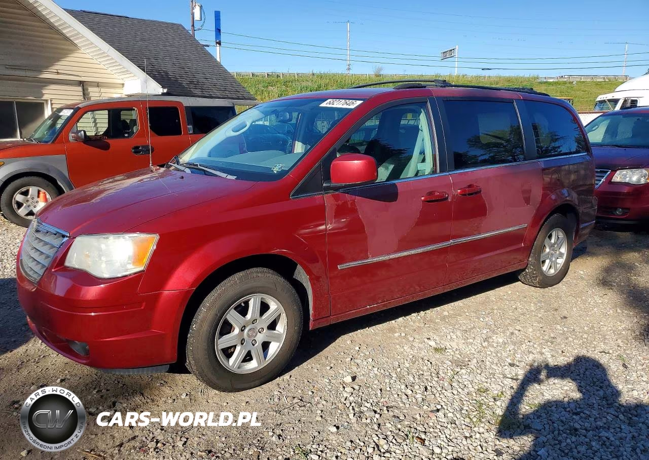 2010 Chrysler Town & Country Touring