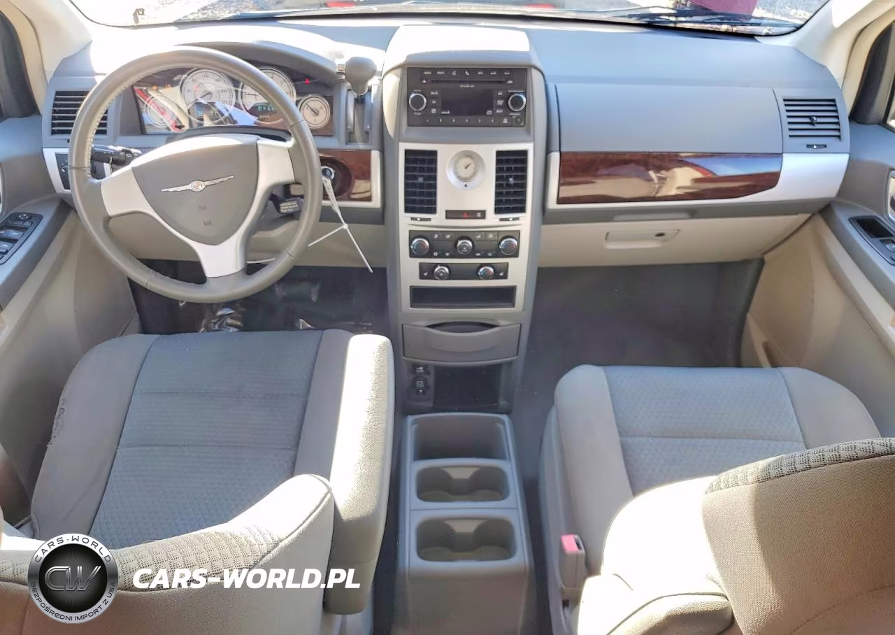 2010 Chrysler Town & Country Touring VIN:2A4RR5D15AR387109 - 8