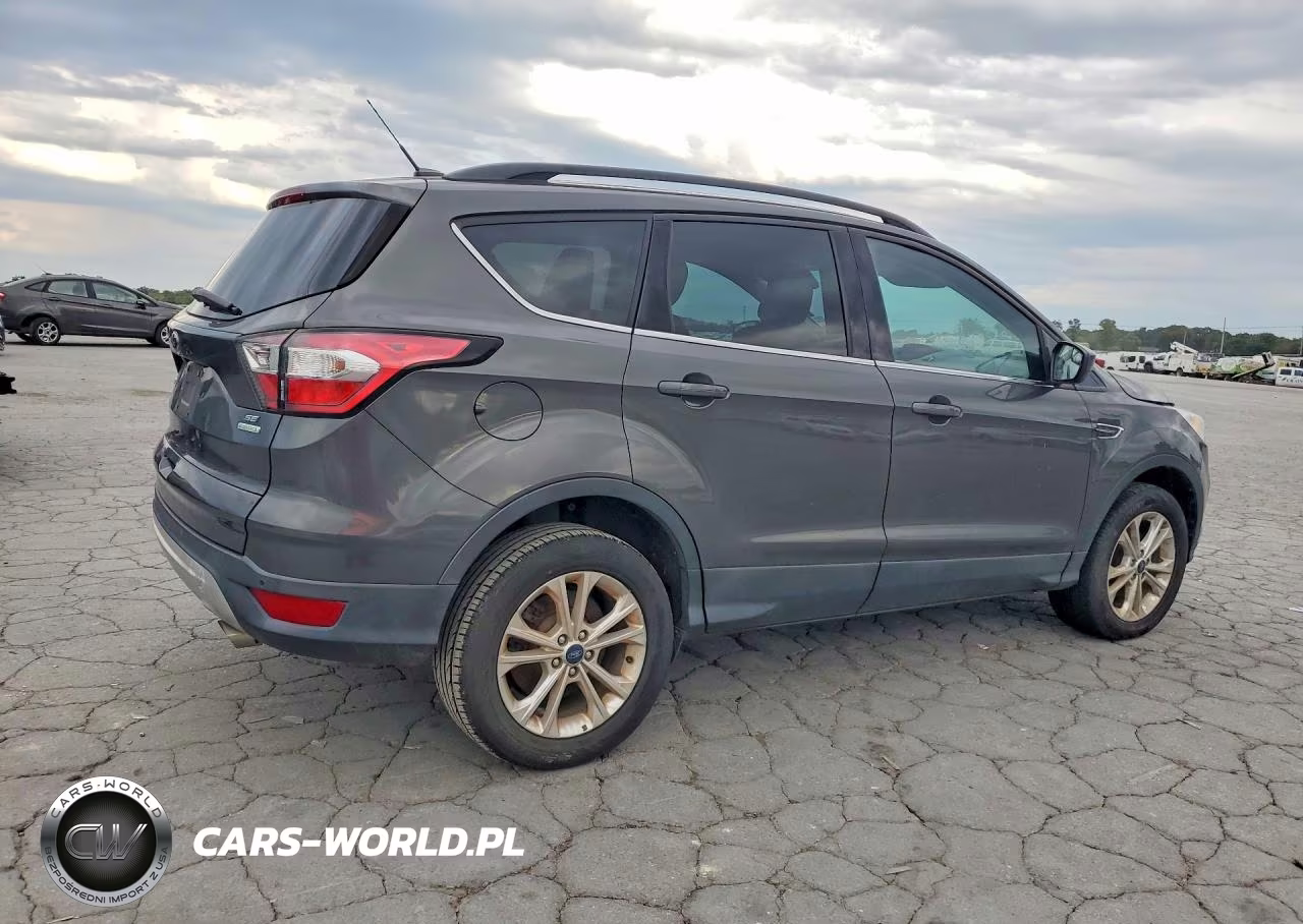 2018 Ford Escape Se VIN:1FMCU0GD8JUC90584 - 3