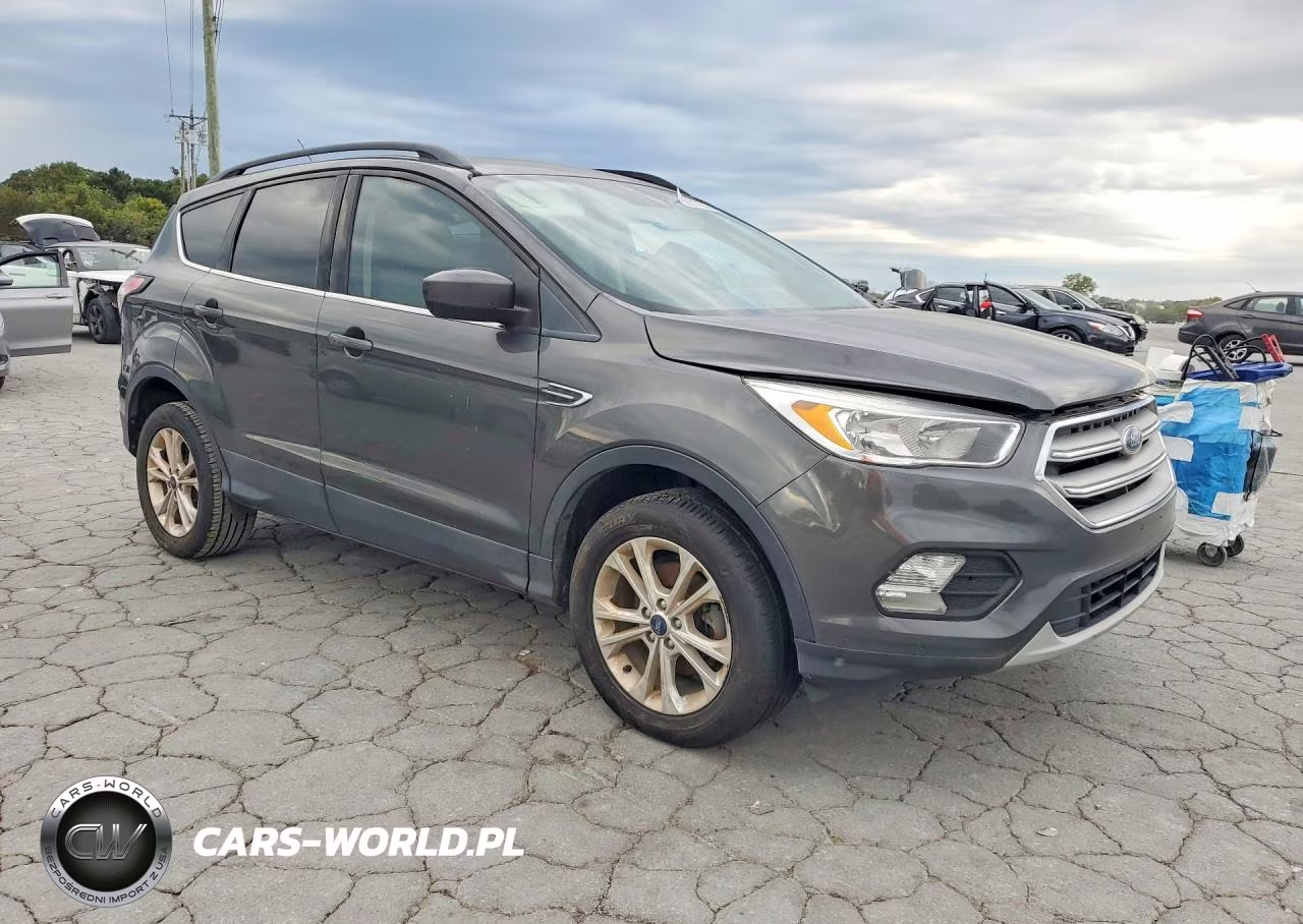 2018 Ford Escape Se VIN:1FMCU0GD8JUC90584 - 4