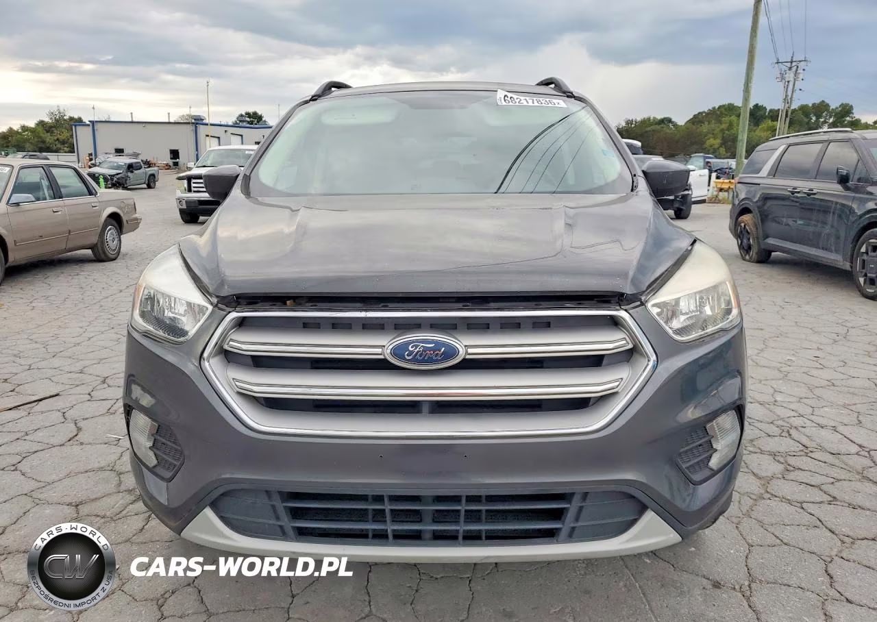 2018 Ford Escape Se VIN:1FMCU0GD8JUC90584 - 5
