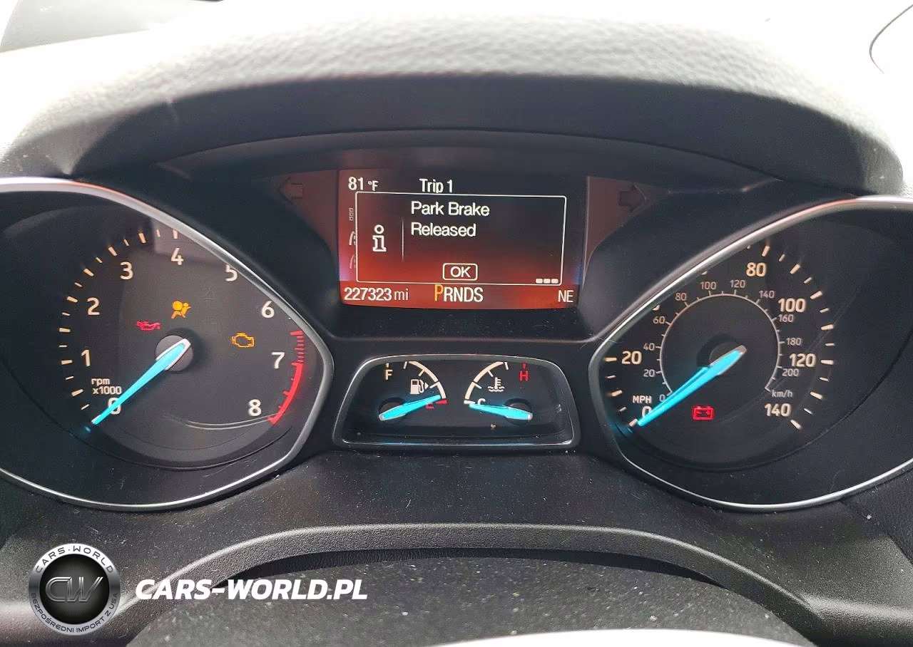 2018 Ford Escape Se VIN:1FMCU0GD8JUC90584 - 9
