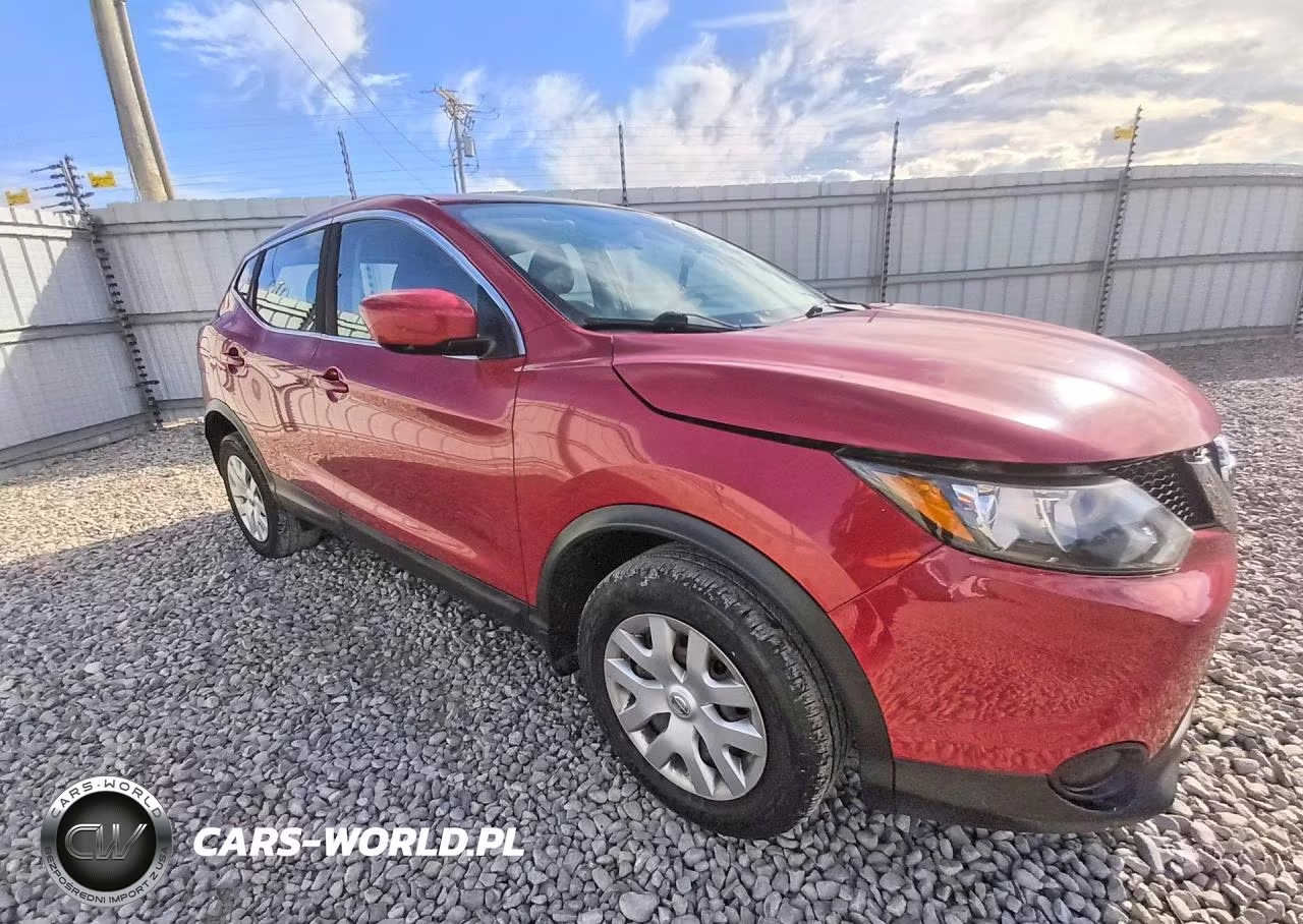 2018 Nissan Rogue Sport S VIN:JN1BJ1CP1JW104857 - 4