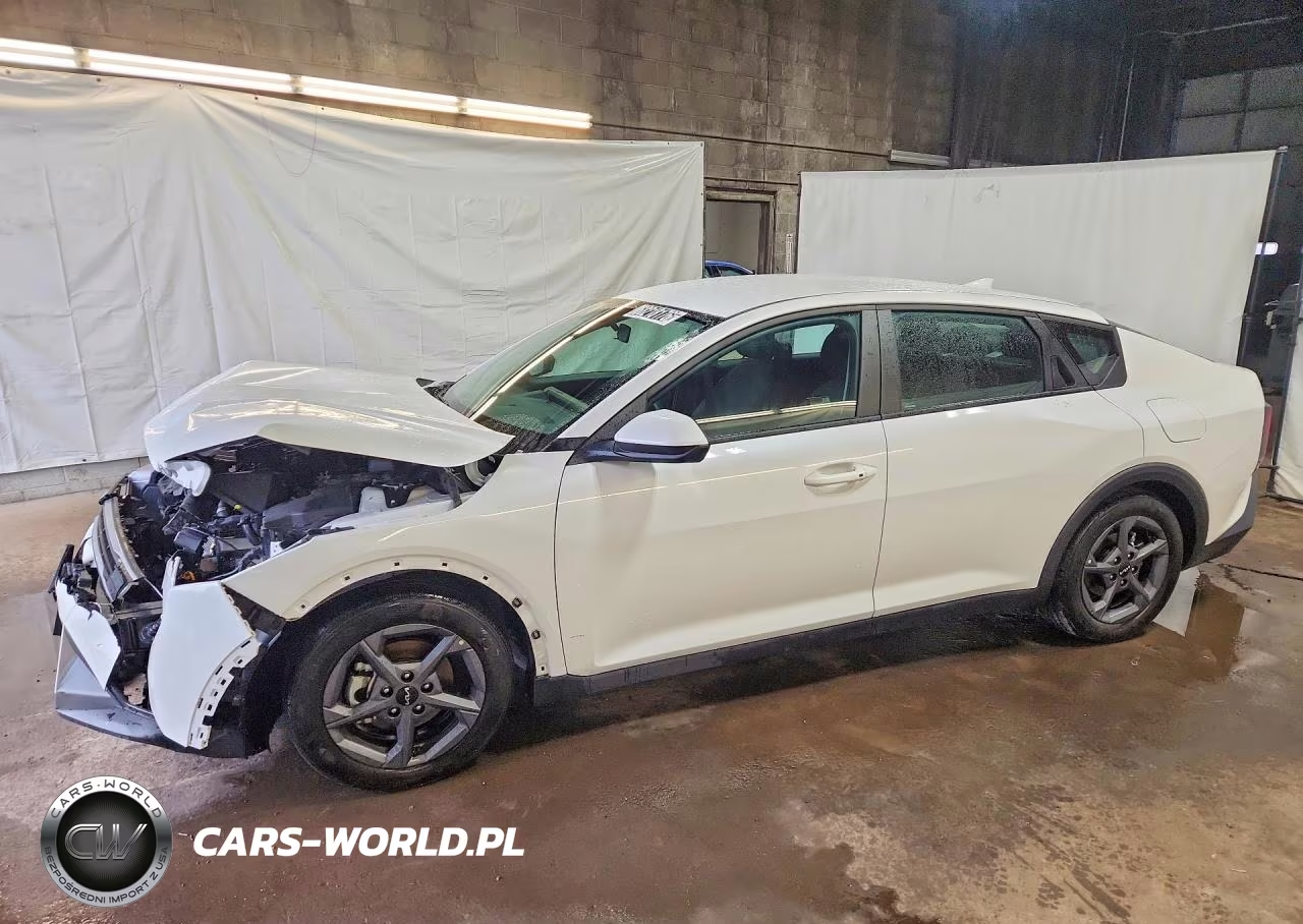 2026 Kia K4 Lxs VIN:3KPFT4DE2TE291305 - 1