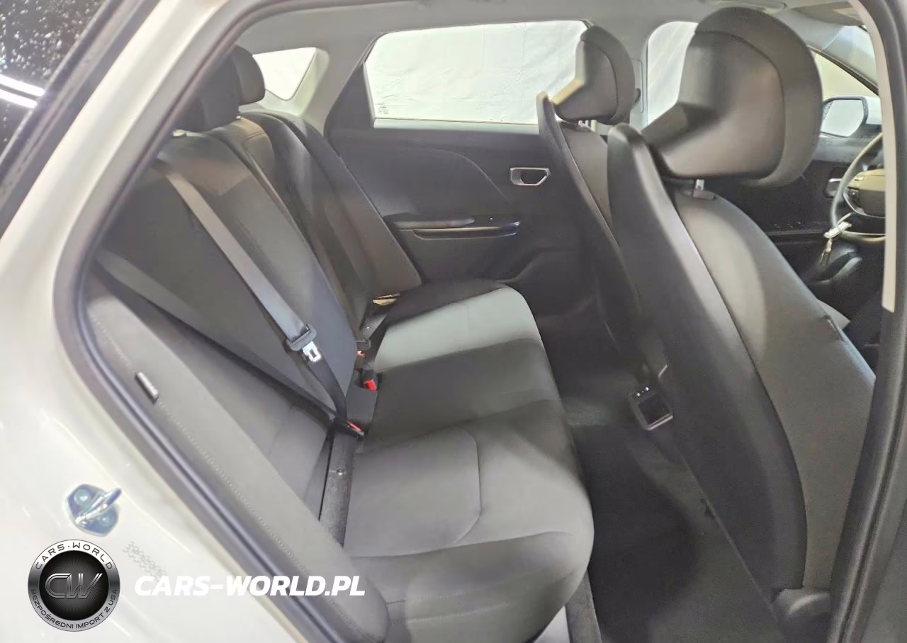 2026 Kia K4 Lxs VIN:3KPFT4DE2TE291305 - 10