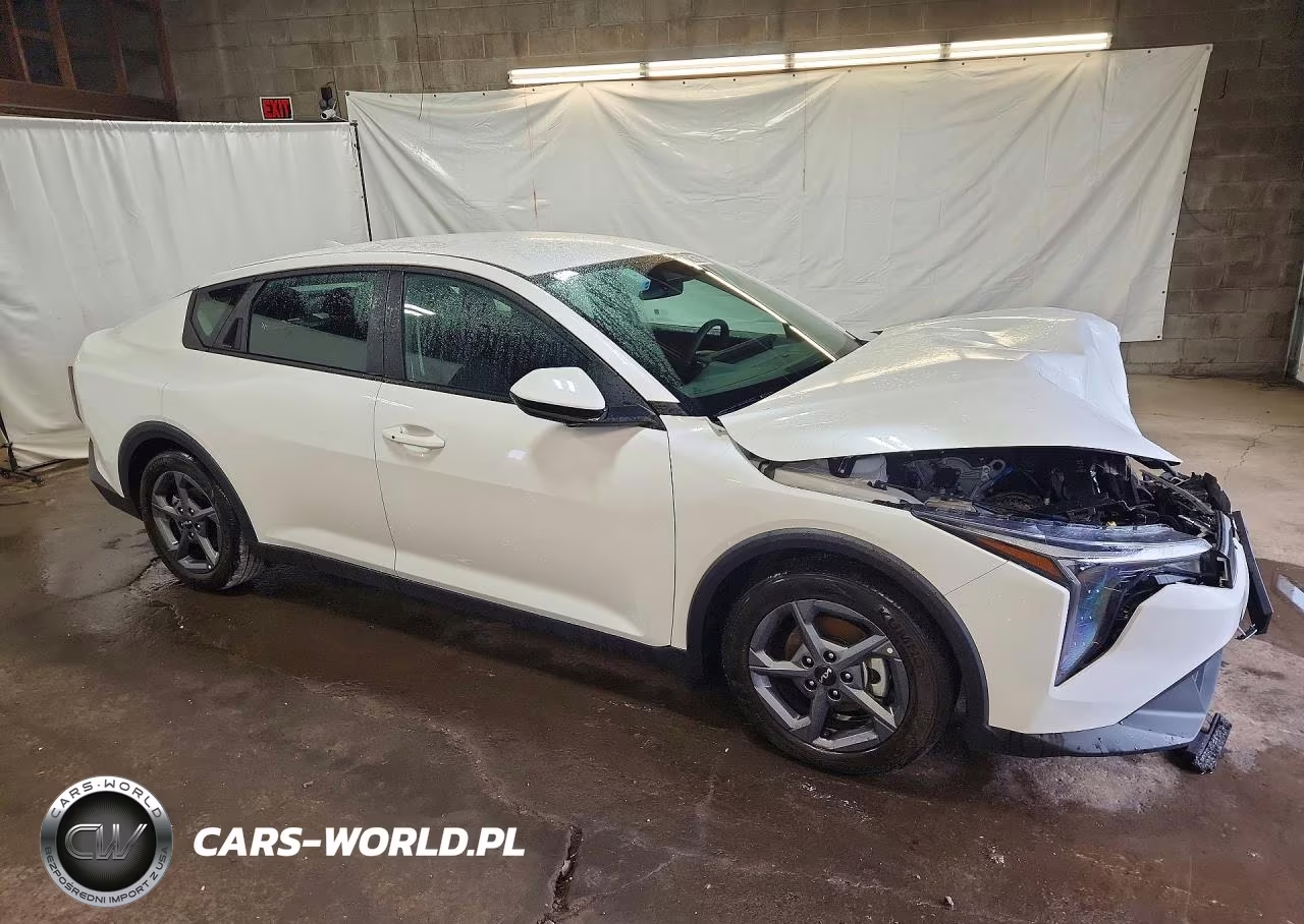 2026 Kia K4 Lxs VIN:3KPFT4DE2TE291305 - 4