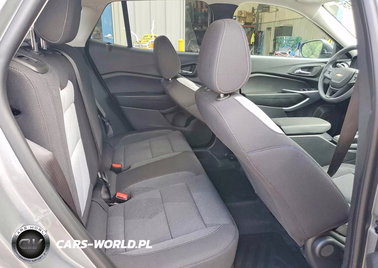 2026 Chevrolet Trax Ls VIN:KL77LFEP4TC002641 - 11