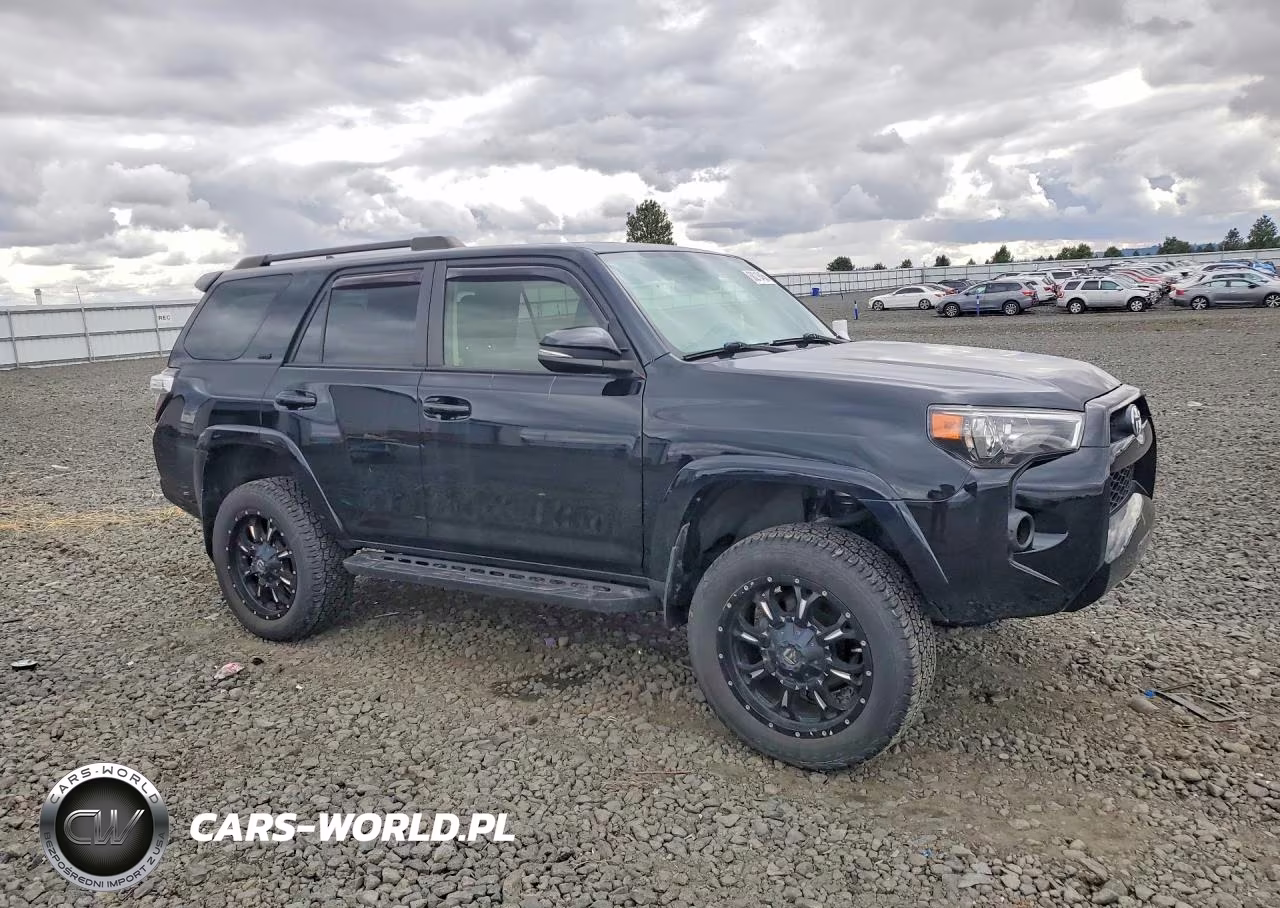 2019 Toyota 4Runner VIN:JTEBU5JR7K5718802 - 4