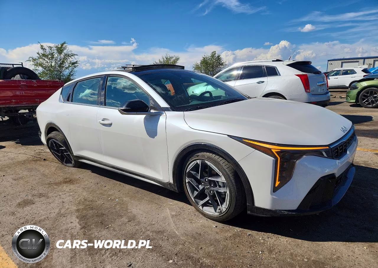 2026 Kia K4 Gt Line VIN:3KPFW4DE7TE330249 - 4