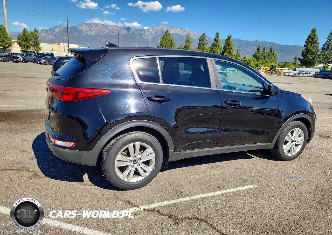 2018 Kia Sportage Lx VIN:KNDPM3AC9J7399075 - 3