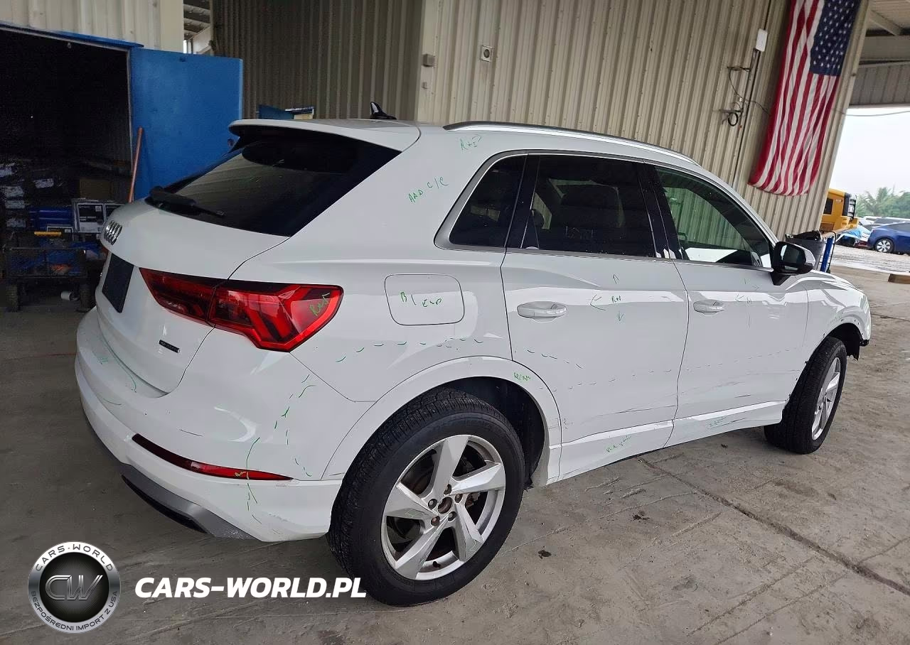 2020 Audi Q3 Premium VIN:WA1AECF38L1027710 - 3