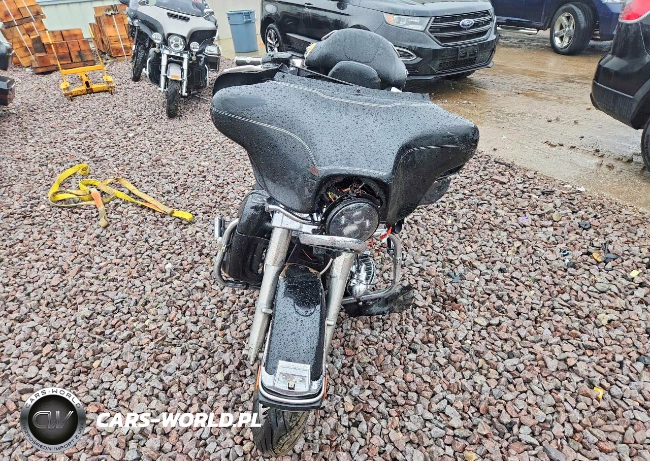 2013 Harley-Davidson Flhtcu Ultra Classic Electra Glide VIN:1HD1FCM12DB644700 - 2