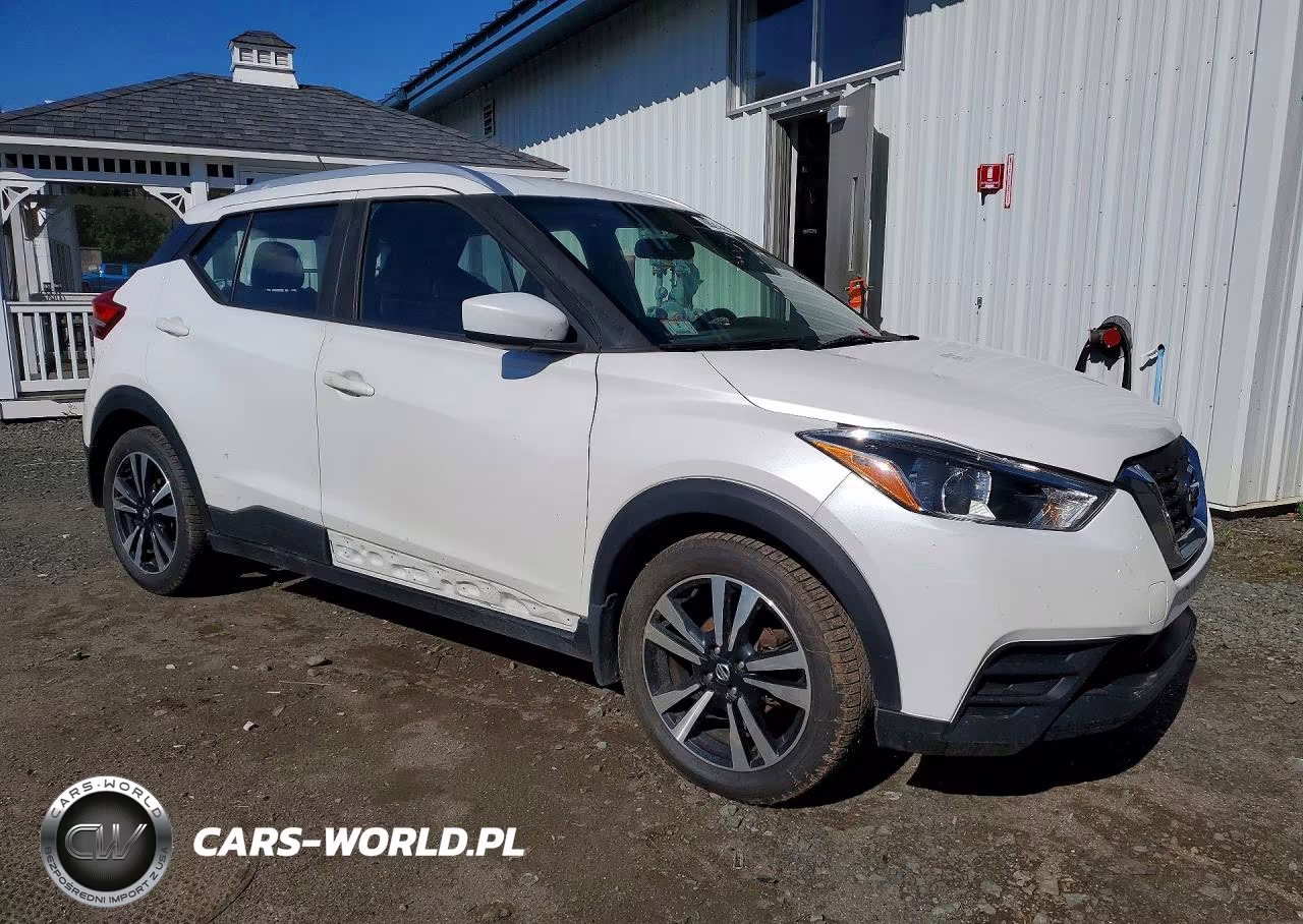 2019 Nissan Kicks Sv VIN:3N1CP5CU2KL534792 - 4