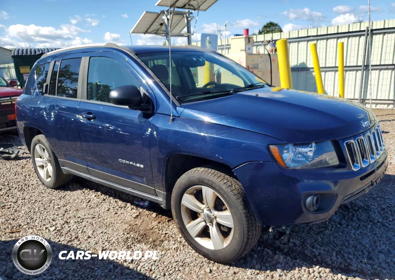 2017 Jeep Compass Sport VIN:1C4NJDBB8HD105009 - 4