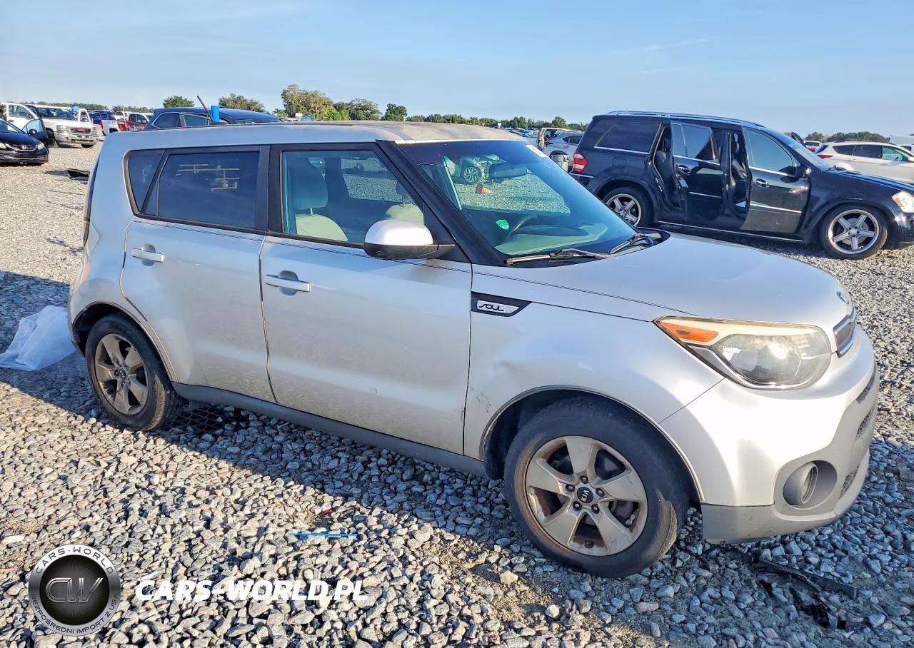 2017 Kia Soul Base VIN:KNDJN2A20H7499970 - 4