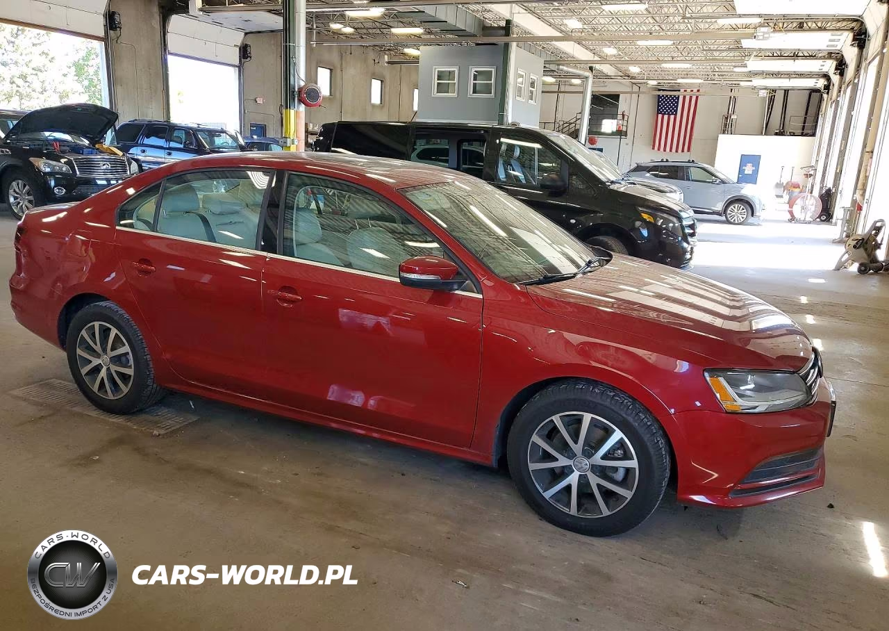 2018 Volkswagen Jetta Se VIN:3VWDB7AJ0JM224019 - 4