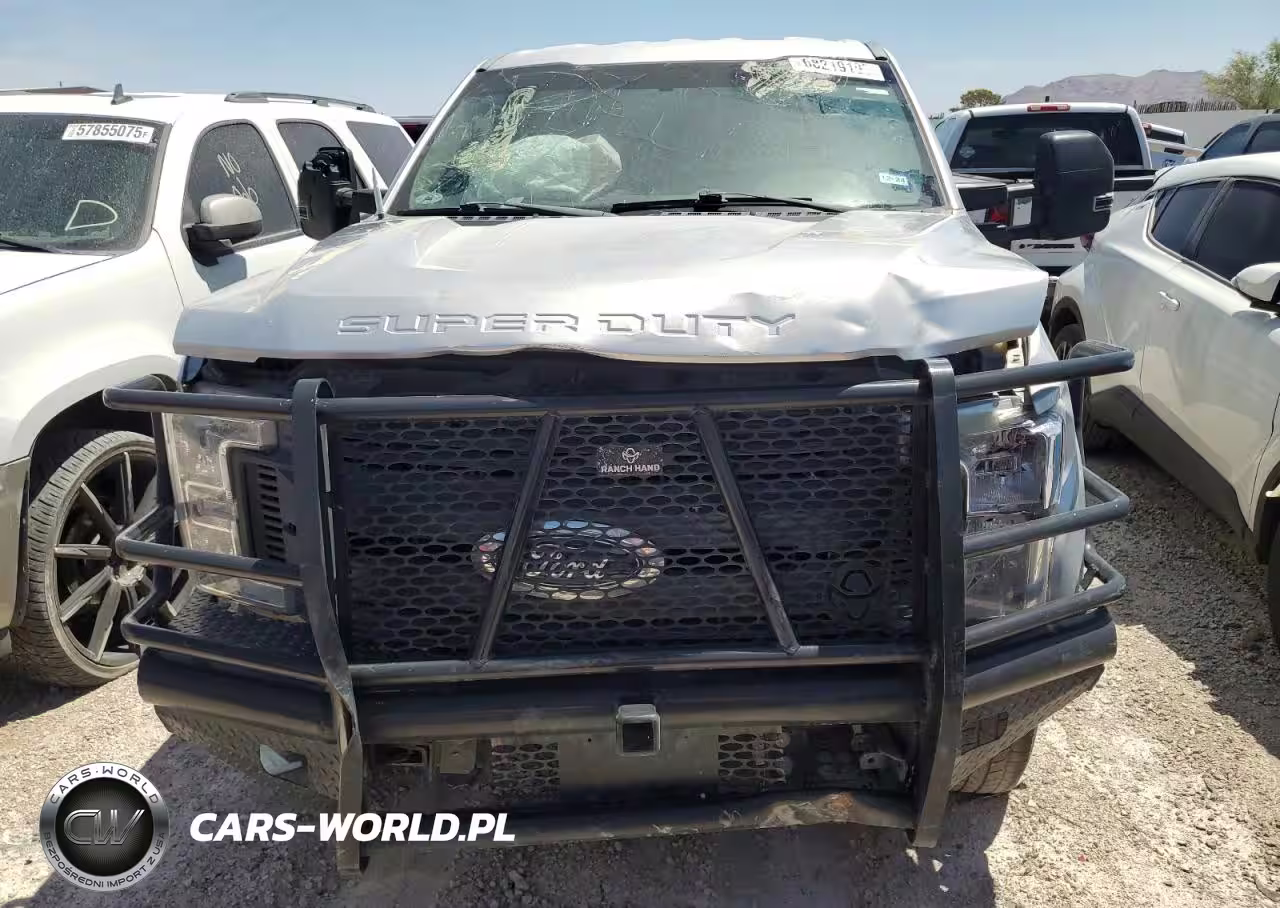 2018 Ford F250 Super Duty VIN:1FT7X2B63JEC63269 - 5