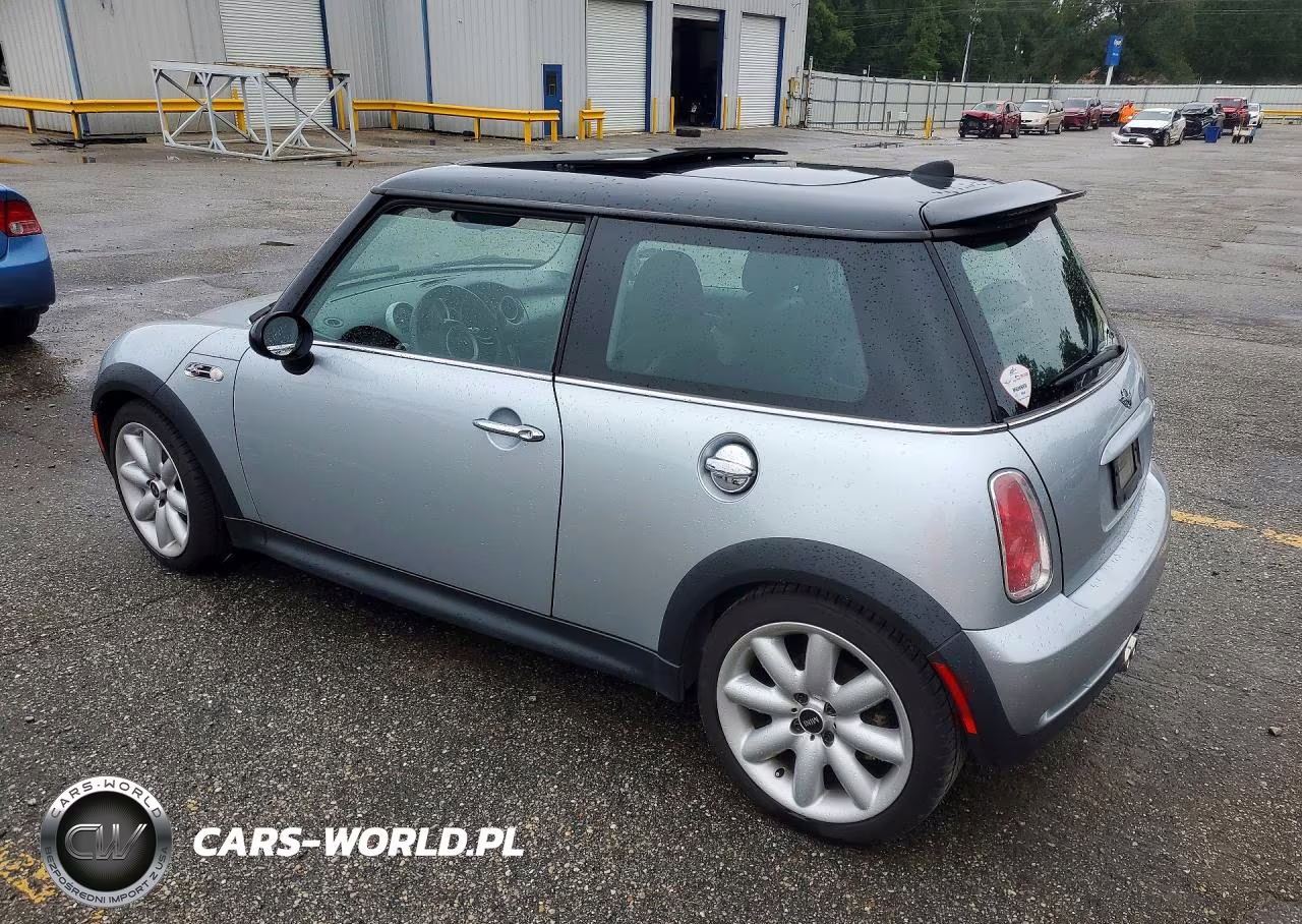 2005 Mini Cooper S VIN:WMWRE33445TD93323 - 2