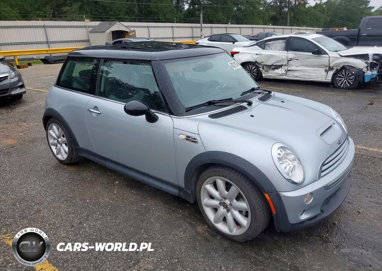 2005 Mini Cooper S VIN:WMWRE33445TD93323 - 4