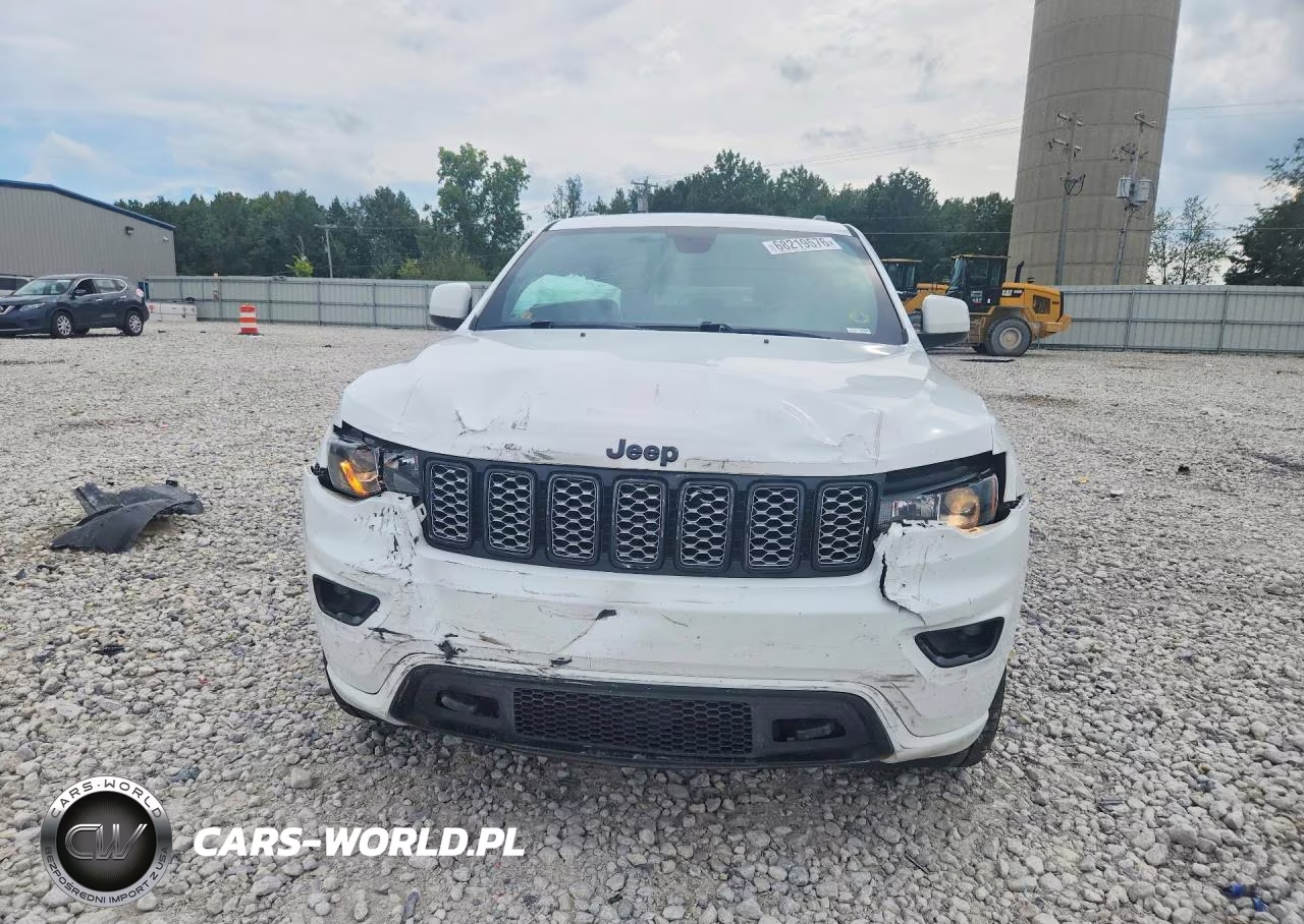 2020 Jeep Grand Cherokee Laredo VIN:1C4RJFAG8LC105018 - 5