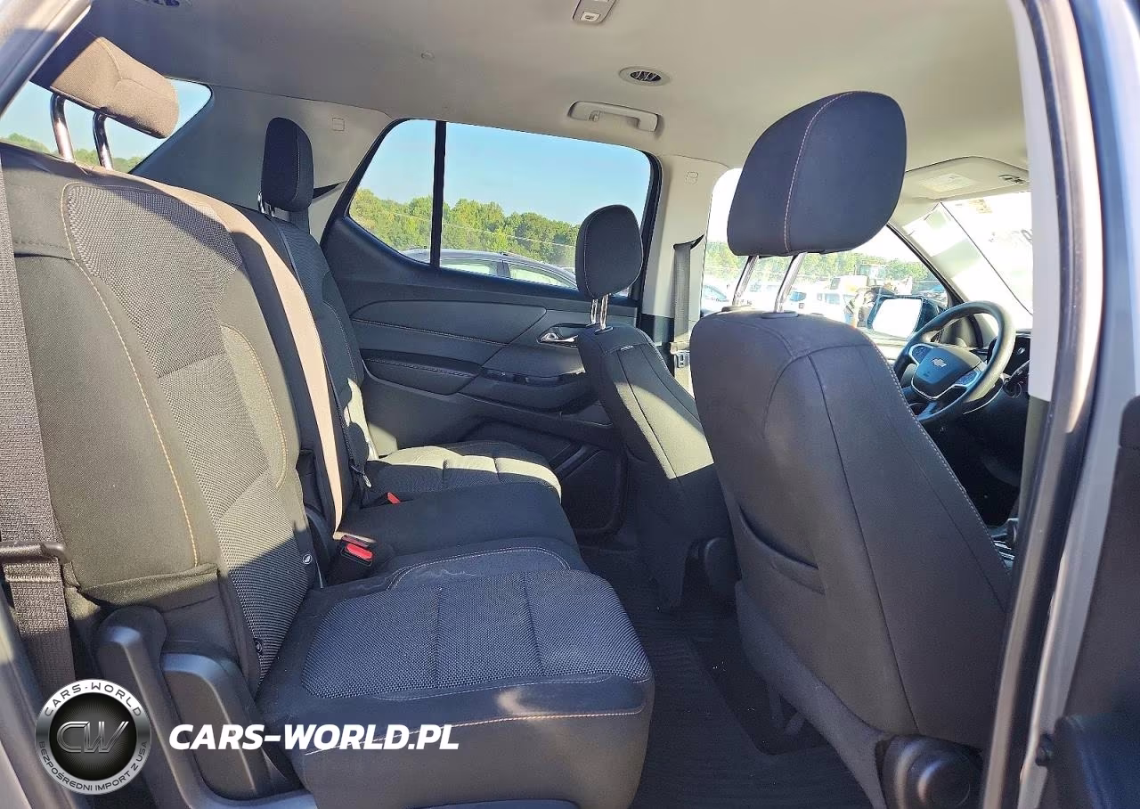2018 Chevrolet Traverse Ls VIN:1GNERFKW5JJ111260 - 11