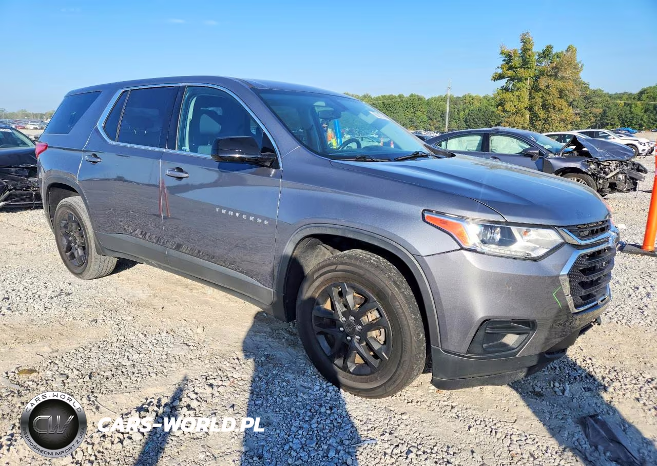 2018 Chevrolet Traverse Ls VIN:1GNERFKW5JJ111260 - 4