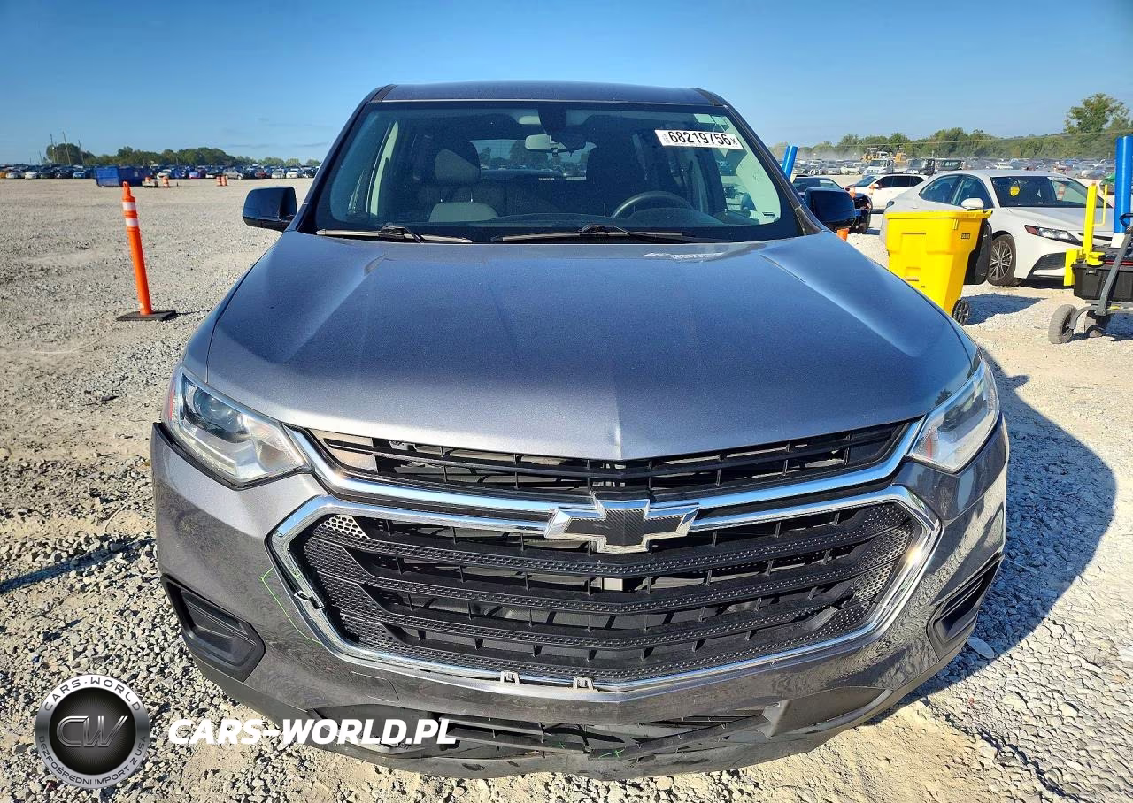 2018 Chevrolet Traverse Ls VIN:1GNERFKW5JJ111260 - 5