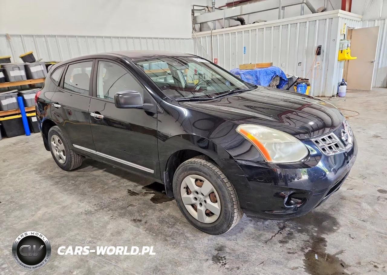 2011 Nissan Rogue S VIN:JN8AS5MV1BW255715 - 4