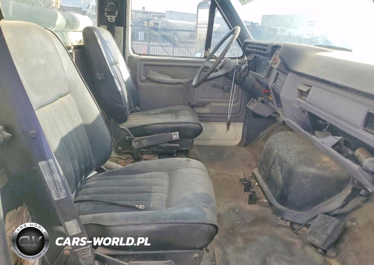 1997 Ford F800 Utility - Service Truck VIN:1FDXF80E1VVA13403 - 5