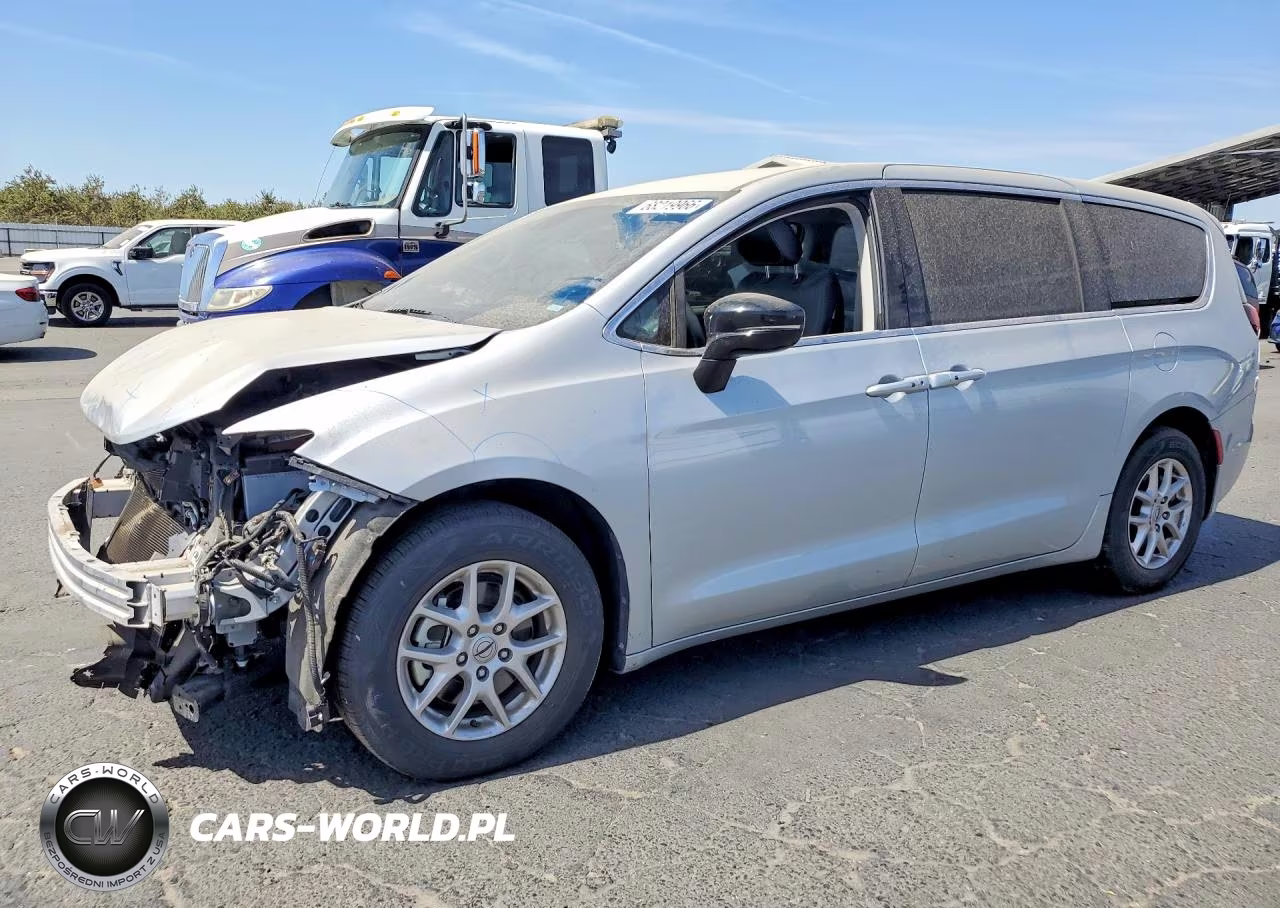 2024 Chrysler Pacifica Touring L VIN:2C4RC1BG3RR132977 - 1