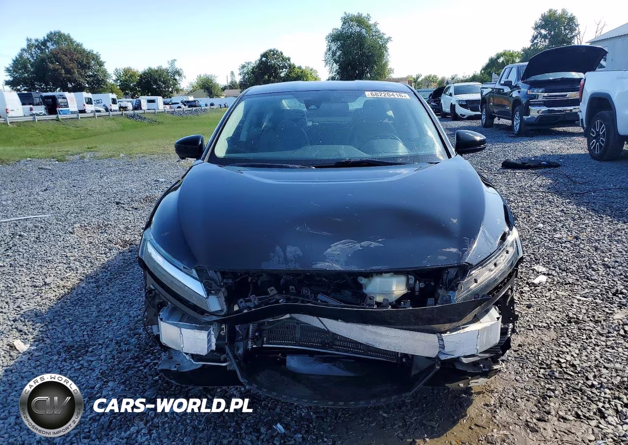 2018 Honda Clarity Touring VIN:JHMZC5F30JC020647 - 5