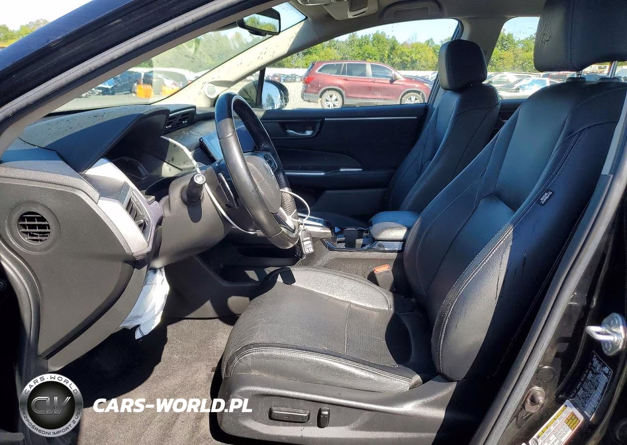 2018 Honda Clarity Touring VIN:JHMZC5F30JC020647 - 7