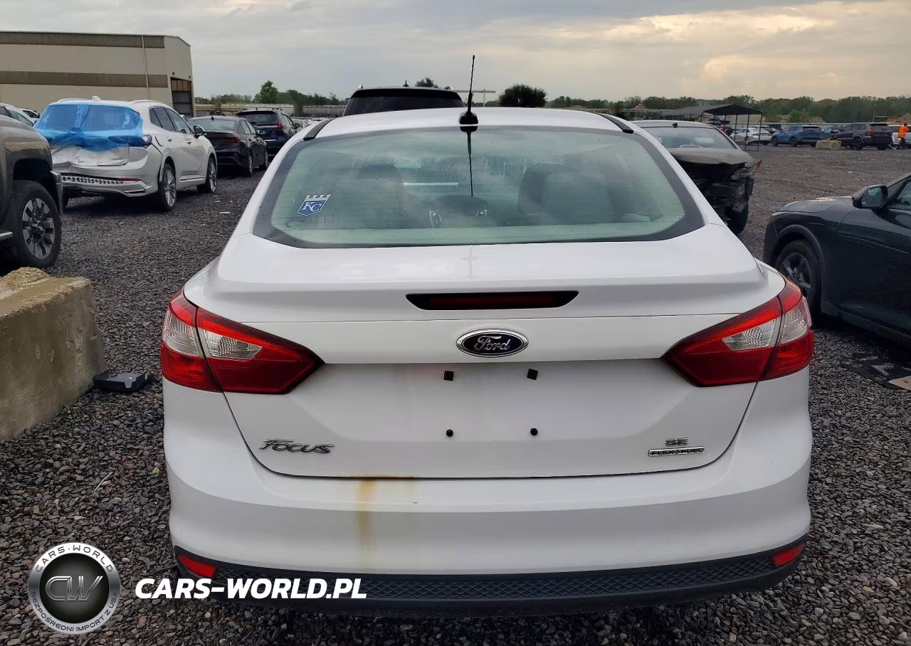 2014 Ford Focus Se VIN:1FADP3F21EL131022 - 6