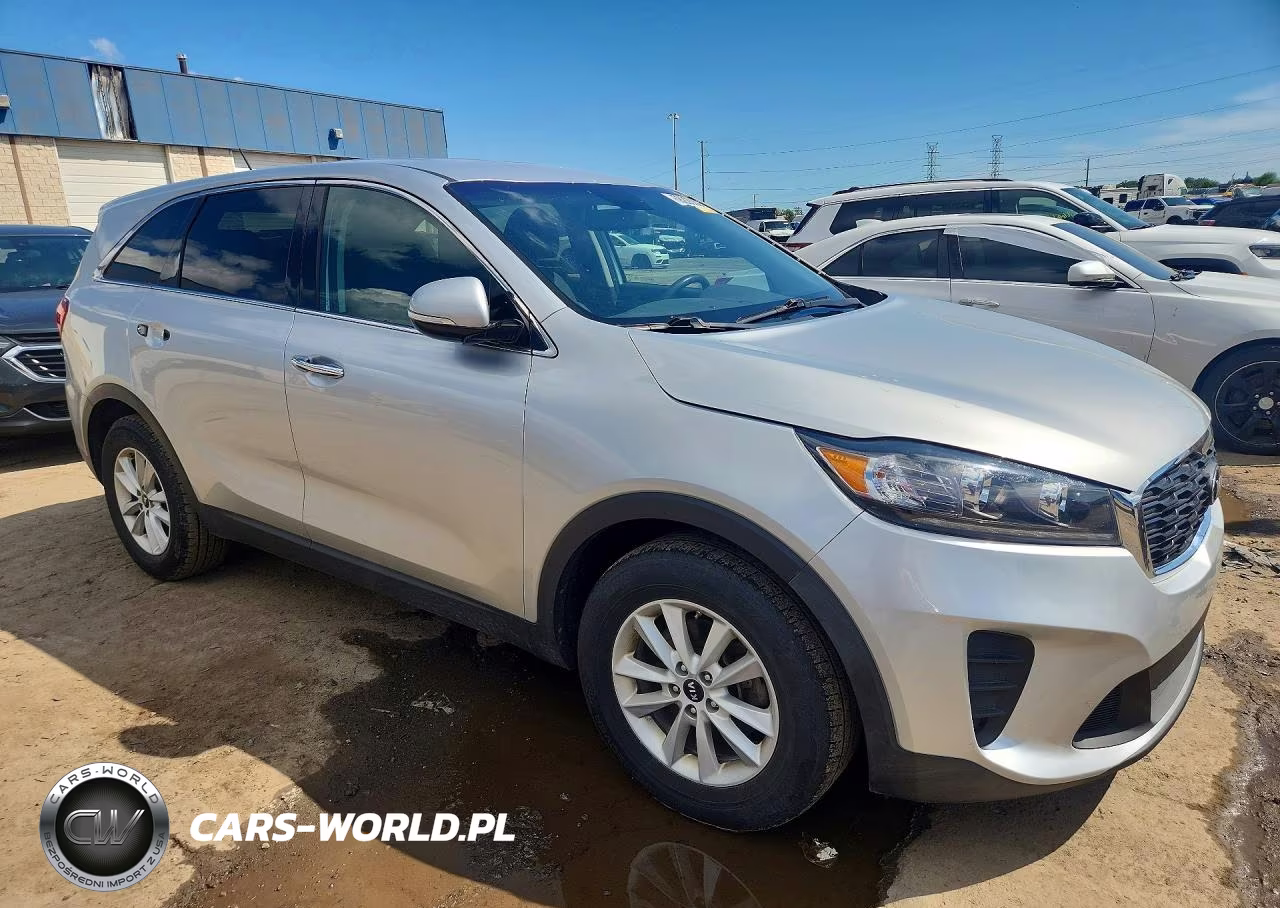 2019 Kia Sorento L VIN:5XYPG4A32KG580729 - 4