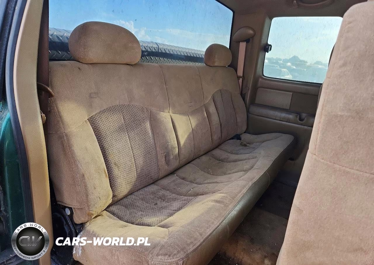 2000 Chevrolet Silverado K1500 VIN:1GCEK19T9YE135169 - 10