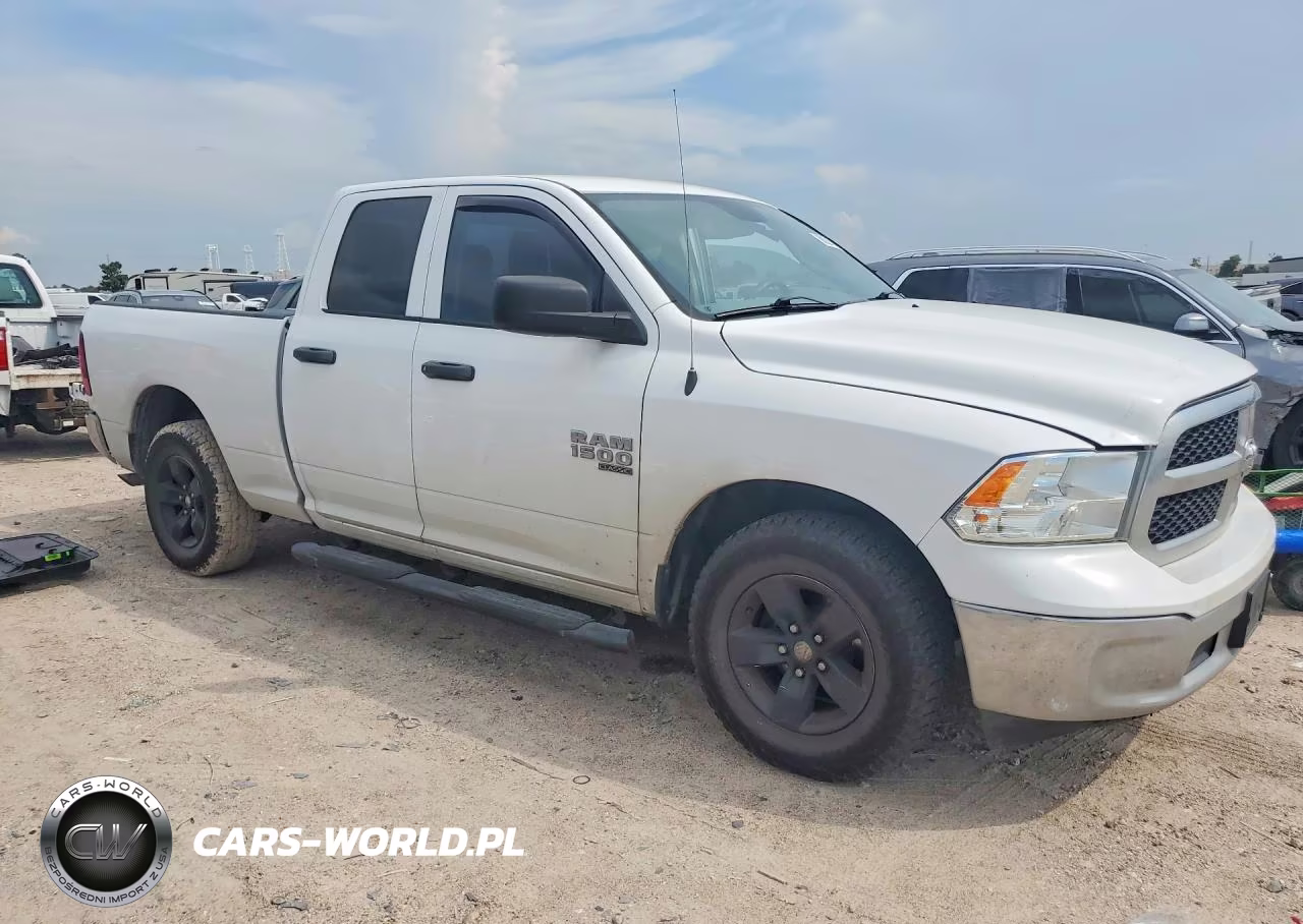 2020 Ram 1500 Classic Tradesman VIN:1C6RR6FG4LS128049 - 4