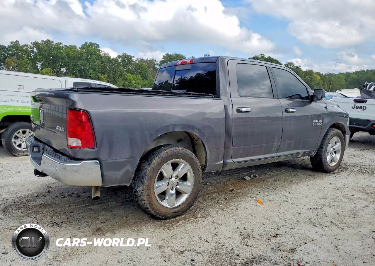 2018 Ram 1500 Slt VIN:3C6RR7LG4JG251316 - 3