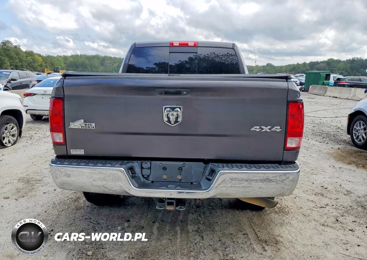 2018 Ram 1500 Slt VIN:3C6RR7LG4JG251316 - 6