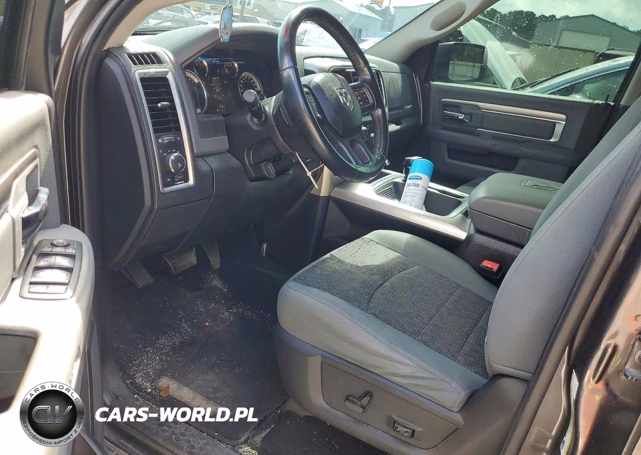 2018 Ram 1500 Slt VIN:3C6RR7LG4JG251316 - 8