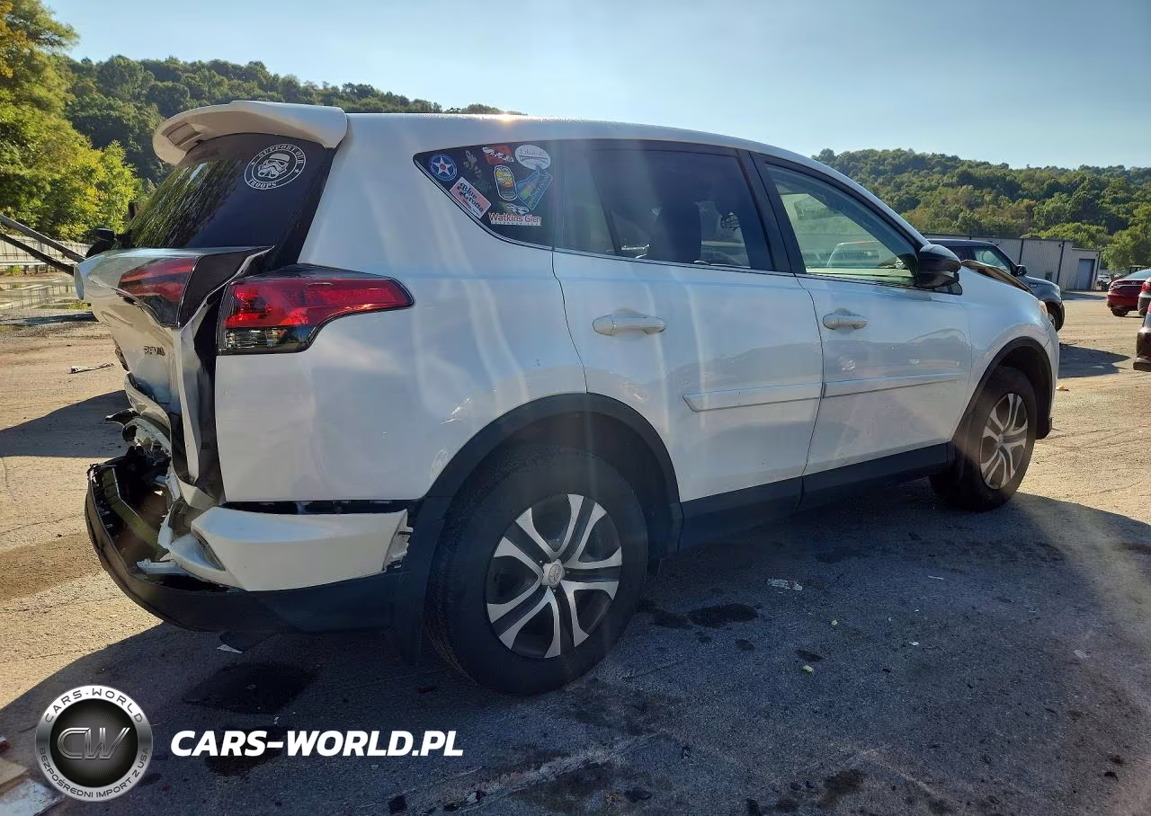 2018 Toyota Rav4 Le VIN:JTMBFREV1JJ248852 - 3
