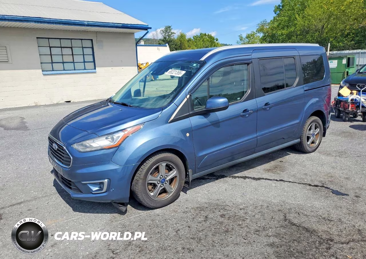 2019 Ford Transit Connect Titanium