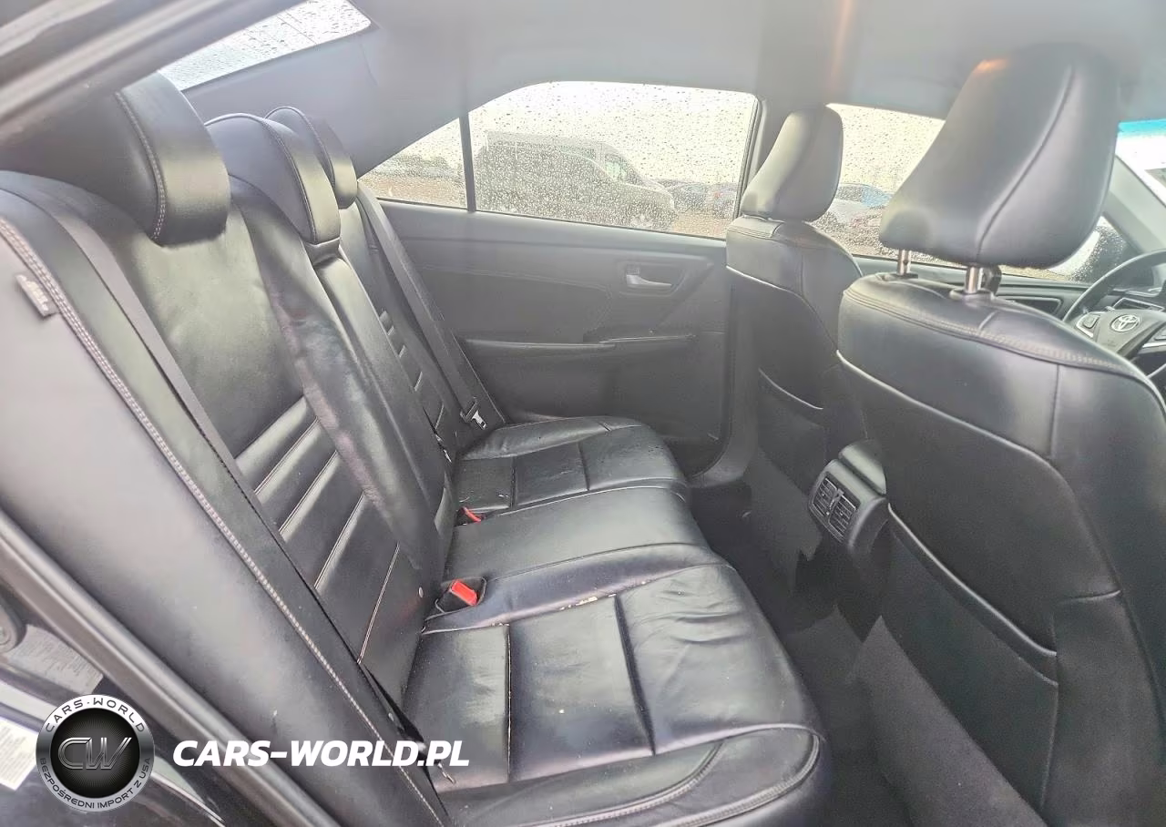 2015 Toyota Camry Xle VIN:4T4BF1FK3FR496470 - 10