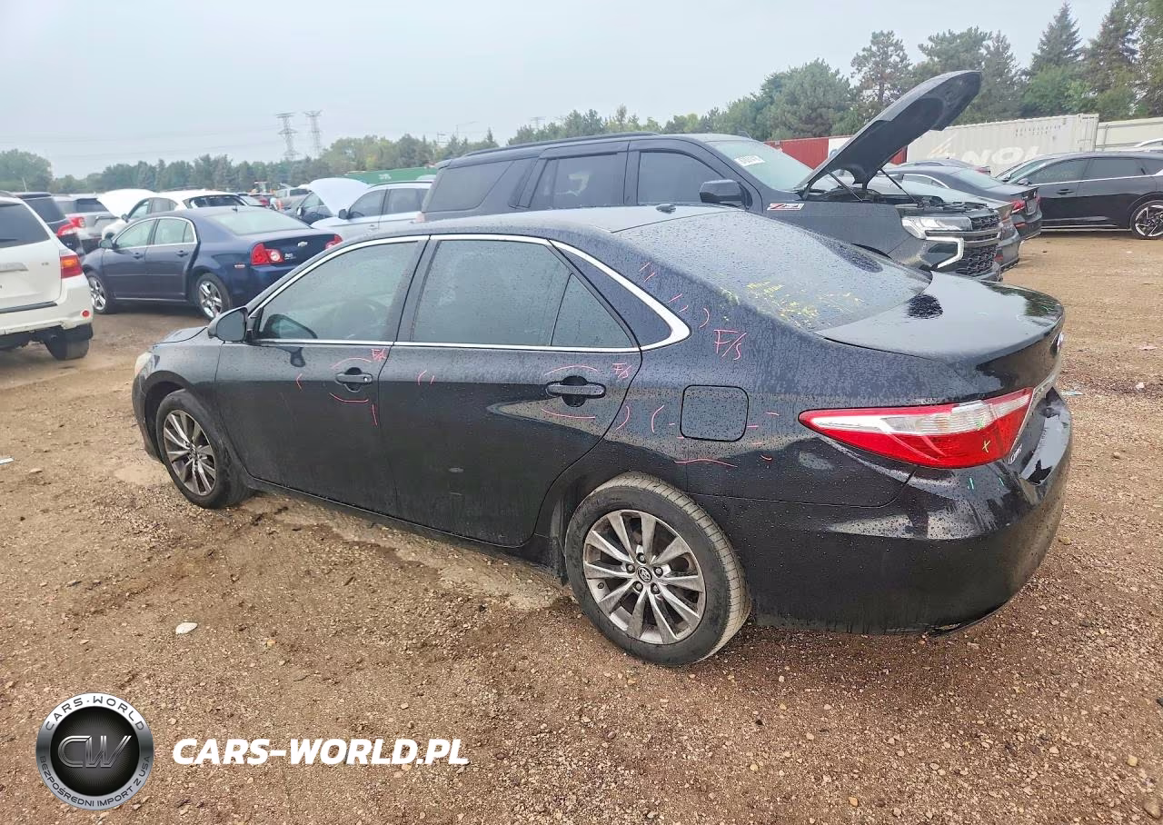 2015 Toyota Camry Xle VIN:4T4BF1FK3FR496470 - 2