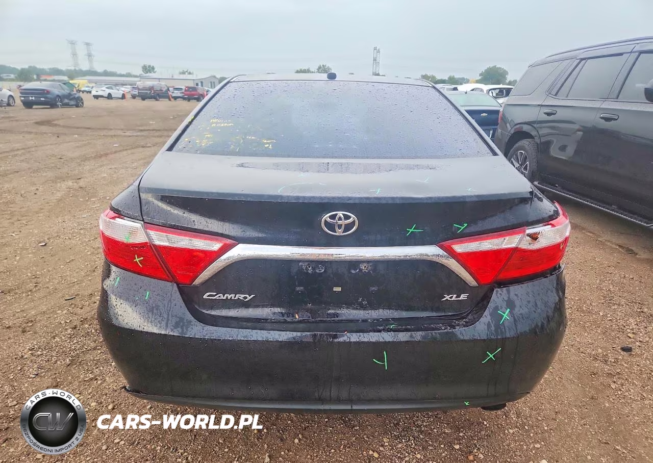 2015 Toyota Camry Xle VIN:4T4BF1FK3FR496470 - 6