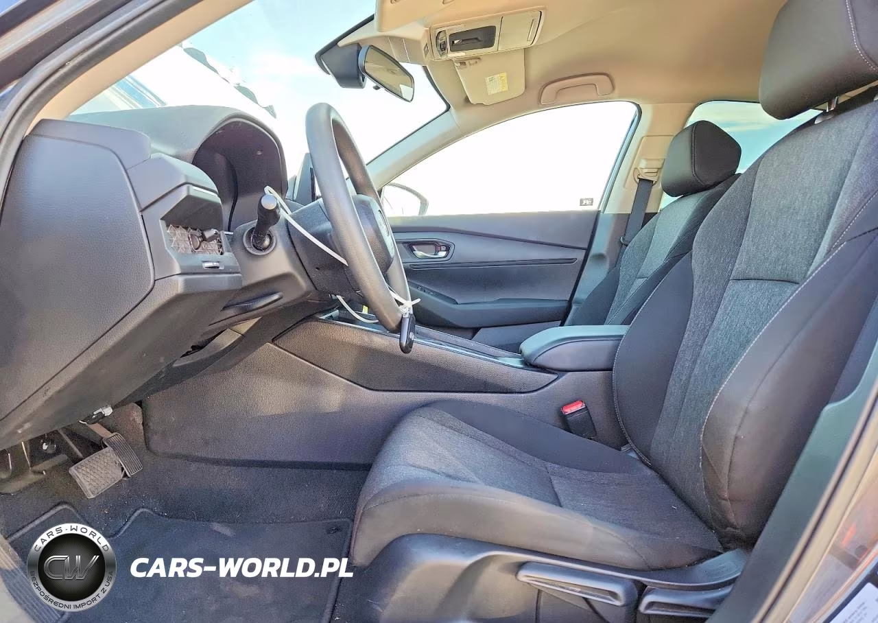 2025 Honda Accord Lx VIN:1HGCY1F29SA027359 - 7