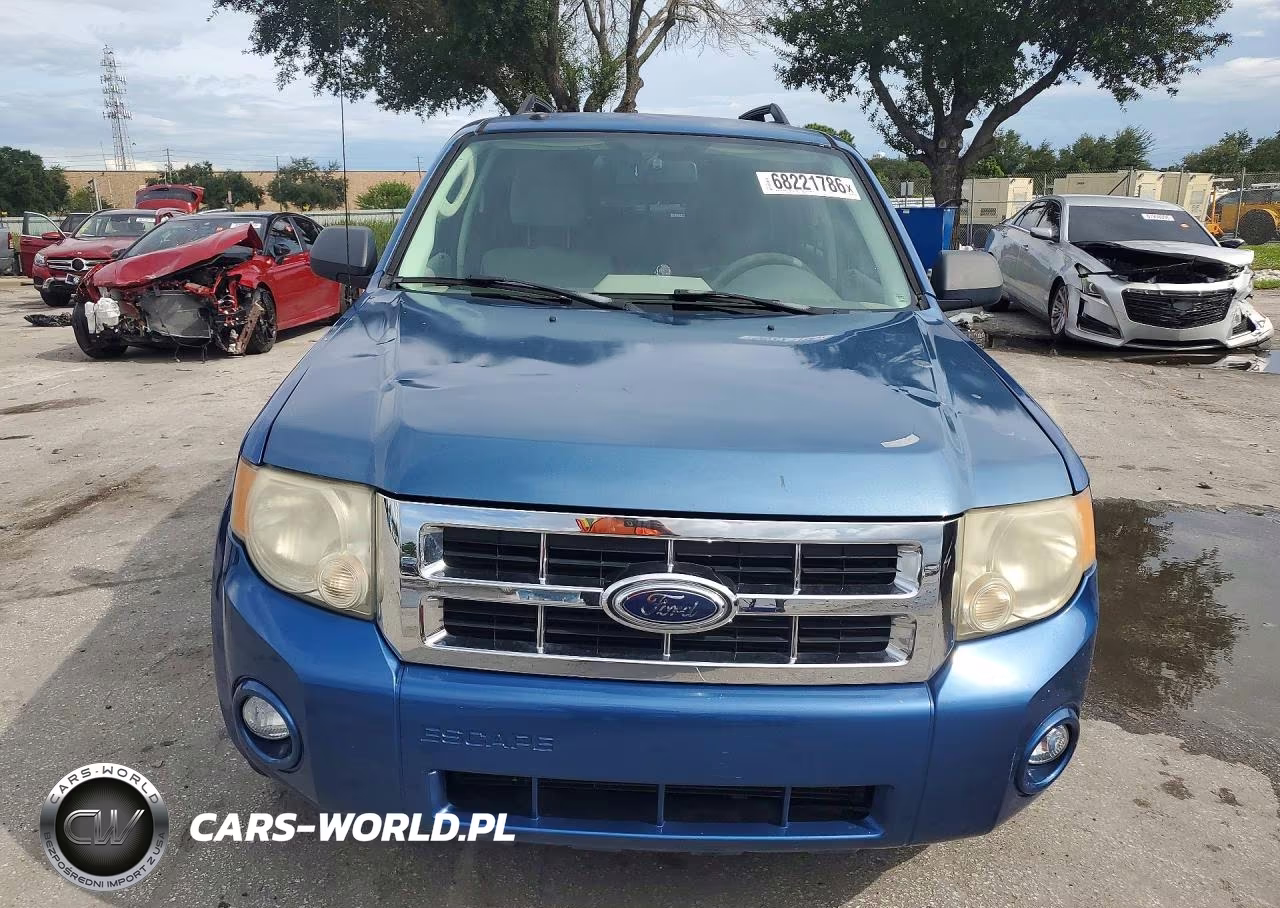 2010 Ford Escape Xlt VIN:1FMCU0DG9AKB89905 - 5