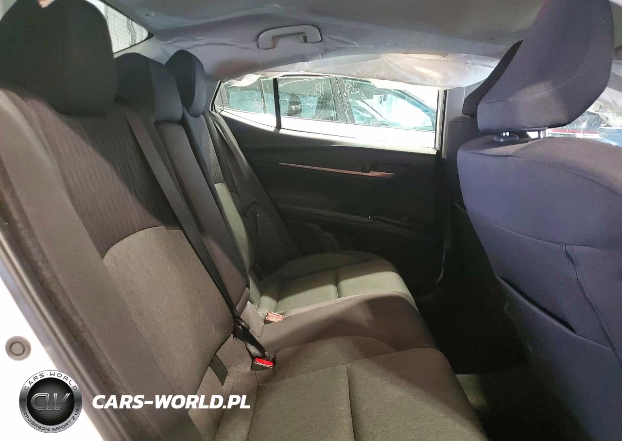 2025 Toyota Camry Le VIN:4T1DAACK3SU535204 - 10